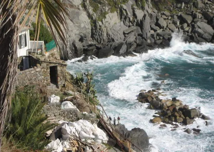 In Rio Near Fishing Villages Sesta Godano
