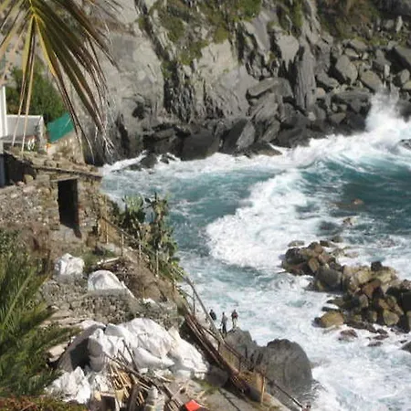 In Rio Near Fishing Villages Sesta Godano